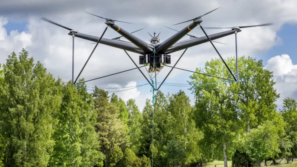 drone AirForestry en action dans une forêt dans l’écosystème woodtech pour la production de matériaux biosourcés