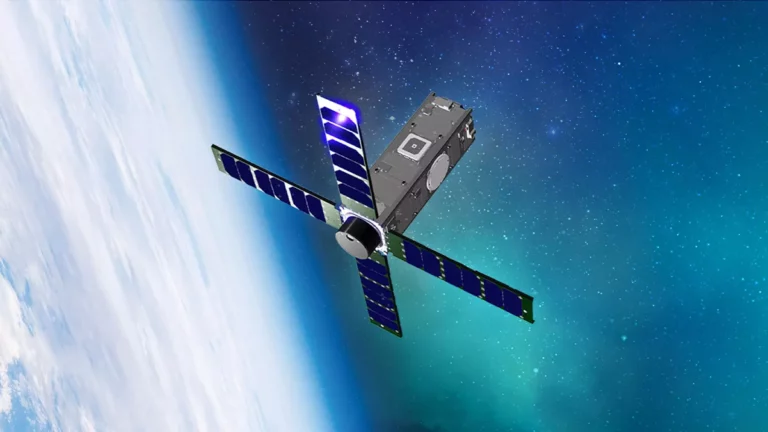 Nanosatellite NESS développé par U Space, symbole du New Space français et des nouvelles capacités de l’industrie spatiale française